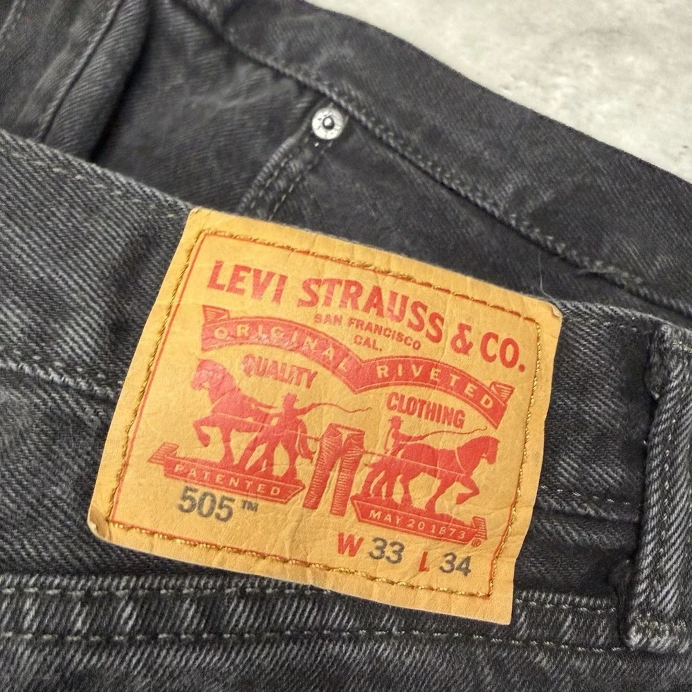 Levi’s 505 Black Denim Regular Fit Men's Red Tab Straight Leg Jeans Size 33 X 34